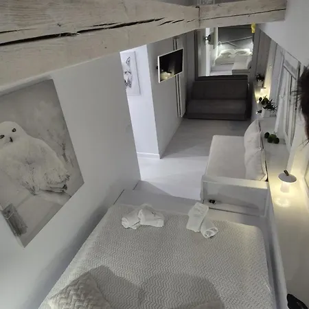 Apartment White R Parking W Cenie!!!